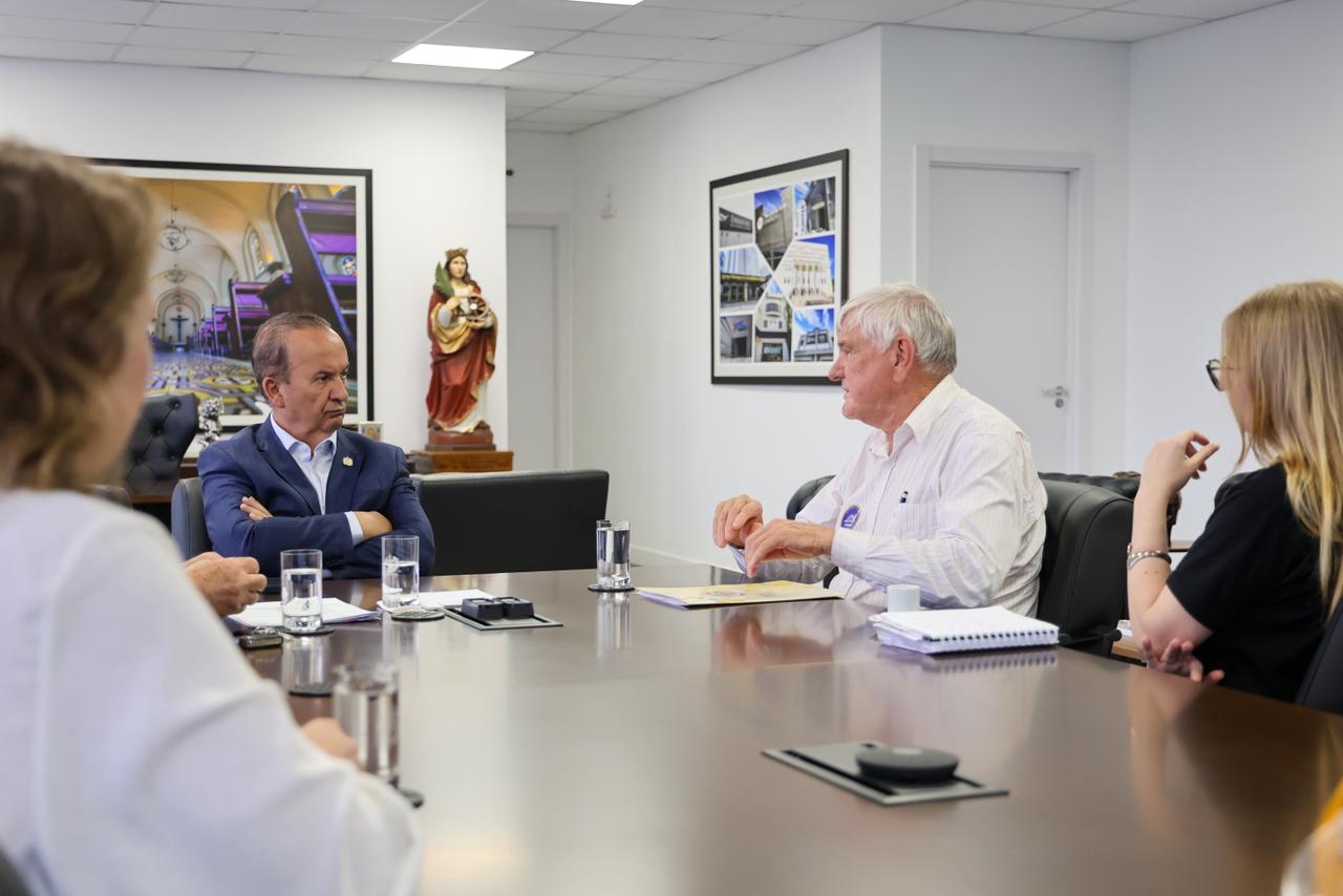 WhatsApp Image 2025-11-18 at 16.04.18